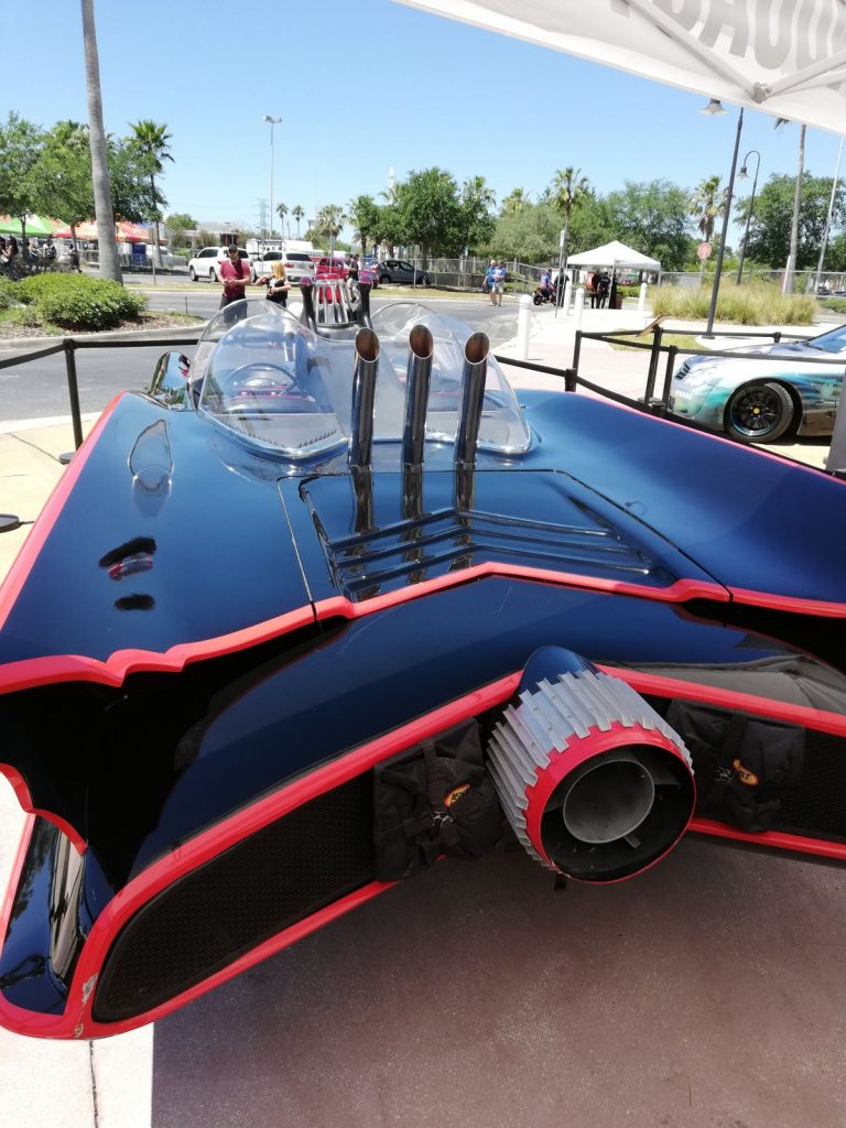 Batmobil von hinten