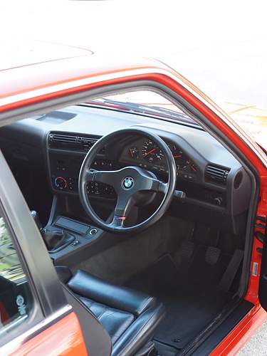 BMW 333i Innenraum
