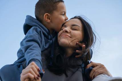 Ins Leben stürzen? Aber sicher mit CosmosDirekt!