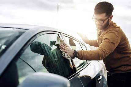 Fit für Frühling und Sommer: Die Checkliste für Dein Auto