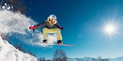 Wintersportversicherung Torjubel