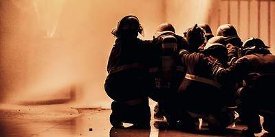 Hausbrand & Hausratversicherung - Ratgeber - Header