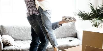 Umzug & Hausratversicherung - Ratgeber - Header