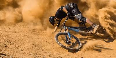 Ins Leben stürzen? Aber sicher mit CosmosDirekt!